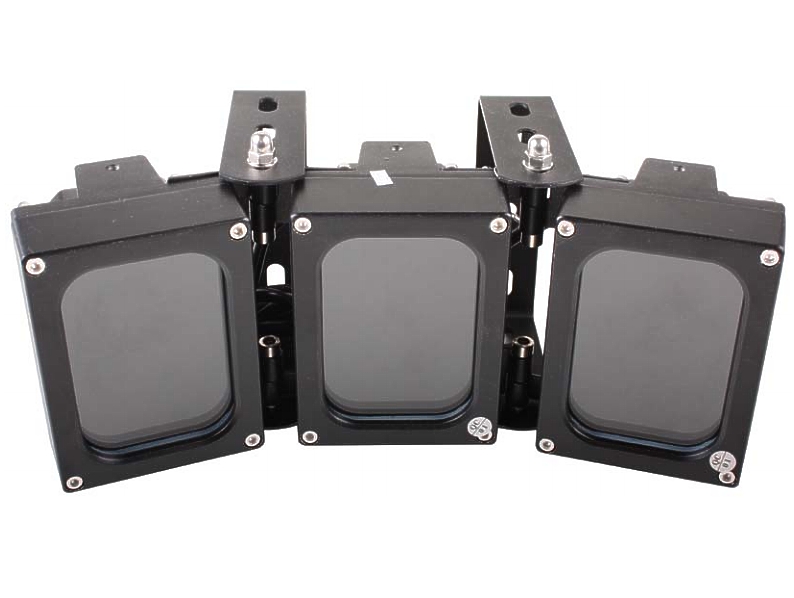 LED IR Scheinwerfer 3-fach Infrarot Nachtsicht Reichweite max 80m IK10 IP65